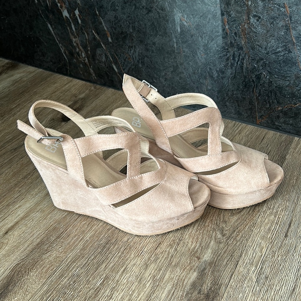 BP Nordstrom Suede blush/nude Platform sandal